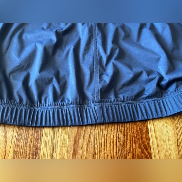 Nike Shield Size Large Windbreaker Jacket - Blue - Picture 14 of 14